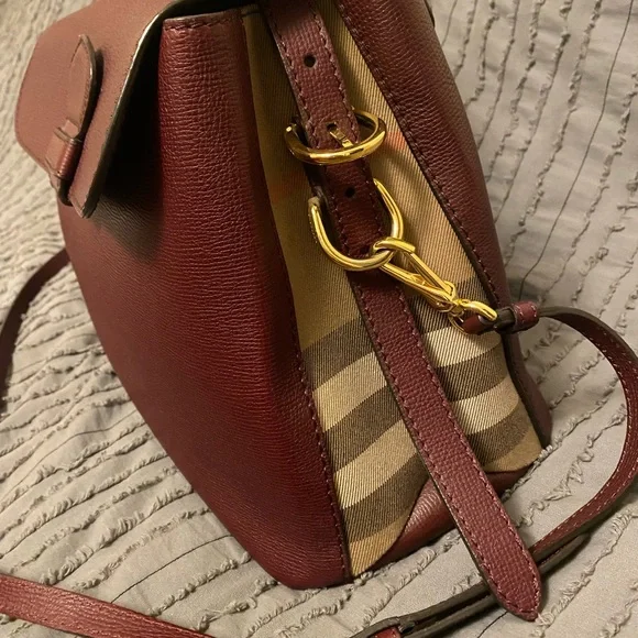 A Classic Preowned Medium Grainy Leather Check Tote - Picture 5 of 11